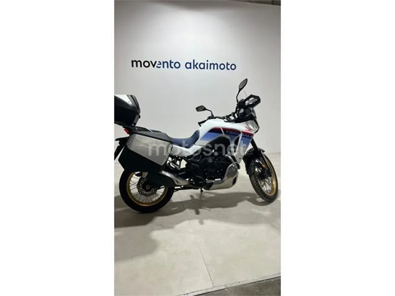 Honda XL 750 Transalp – Vista 4