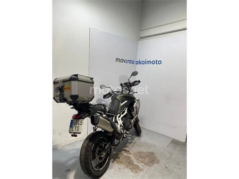 Triumph Tiger 900 – Vista 7