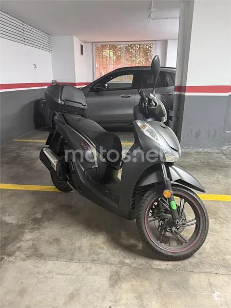 Honda SH 300i – Vista 2