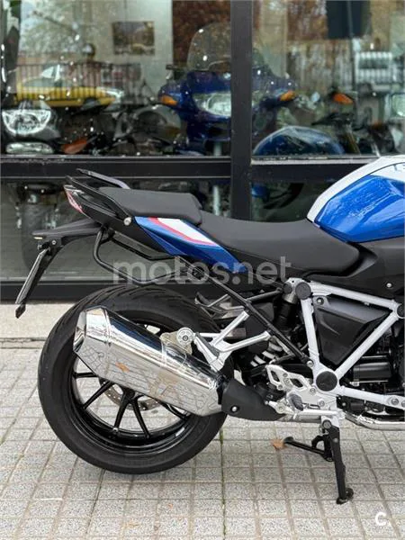 BMW R 1250 R – Vista 18