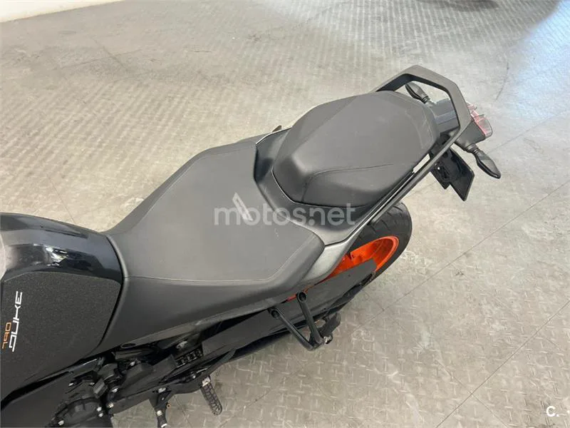 KTM 790 – Vista 16