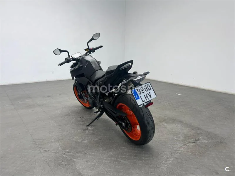 KTM 790 – Vista 6