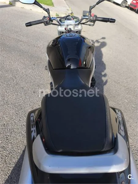 Suzuki GSR 600 – Vista 6