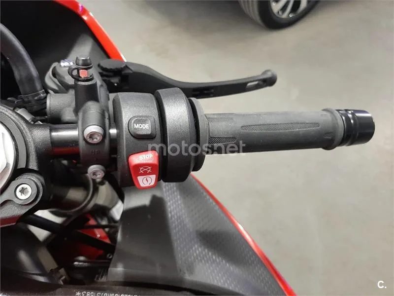 BMW S 1000 RR – Vista 8