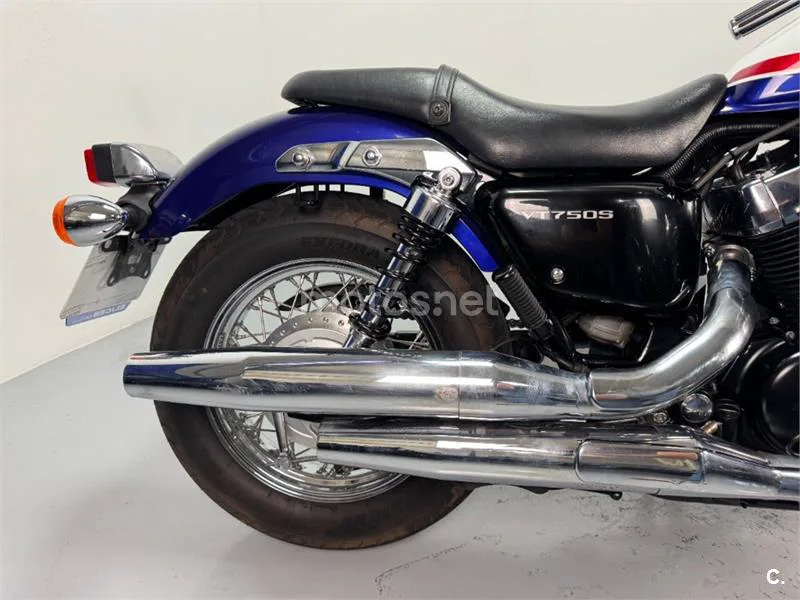 Honda VT 750 S – Vista 17