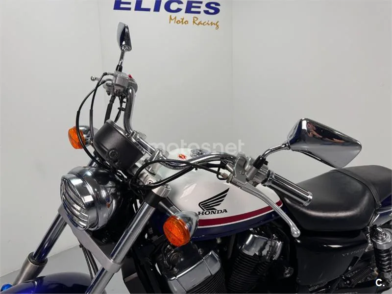 Honda VT 750 S – Vista 4