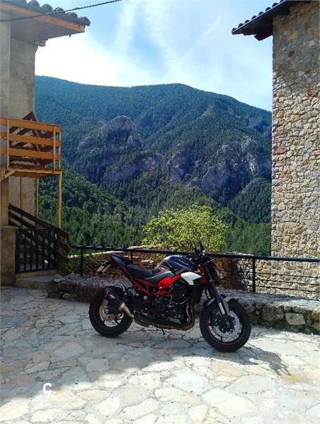 Kawasaki Z900 – Vista 2