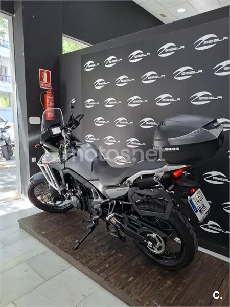 Honda XL 750 Transalp – Vista 13