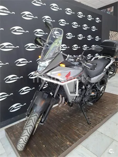 Honda XL 750 Transalp – Vista 3