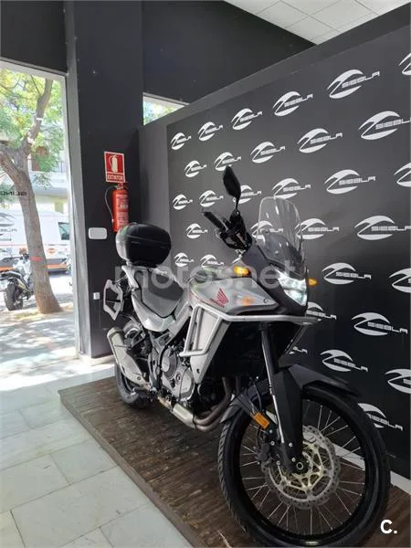 Honda XL 750 Transalp – Vista 6