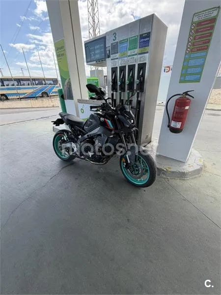 Yamaha MT-09 – Vista 2