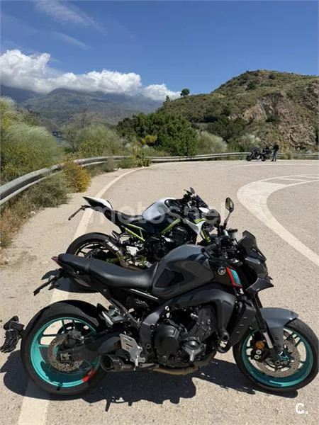 Yamaha MT-09 – Vista 3