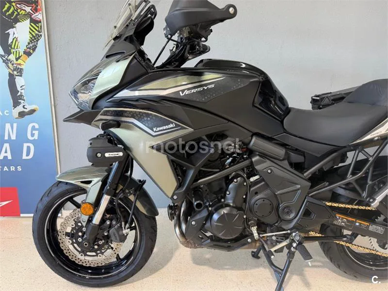 Kawasaki Versys – Vista 7