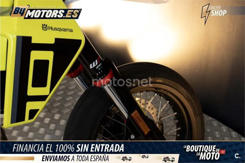 Husqvarna 701 Supermoto – Vista 22