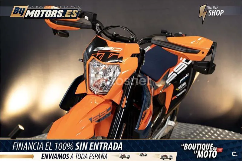 KTM 690 SMC R – Vista 12