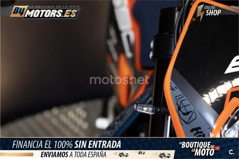 KTM 690 SMC R – Vista 15