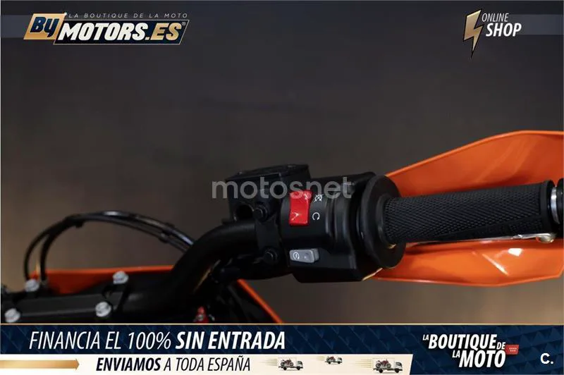 KTM 690 SMC R – Vista 20