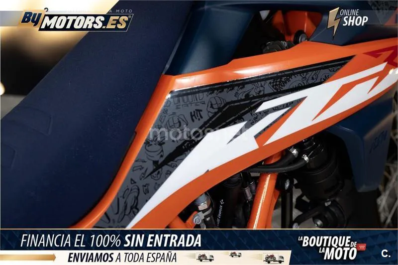 KTM 690 SMC R – Vista 21