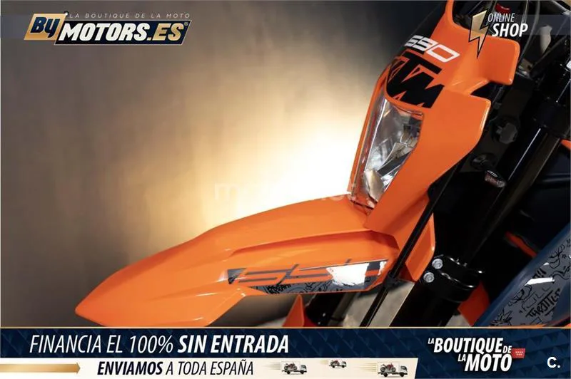 KTM 690 SMC R – Vista 35