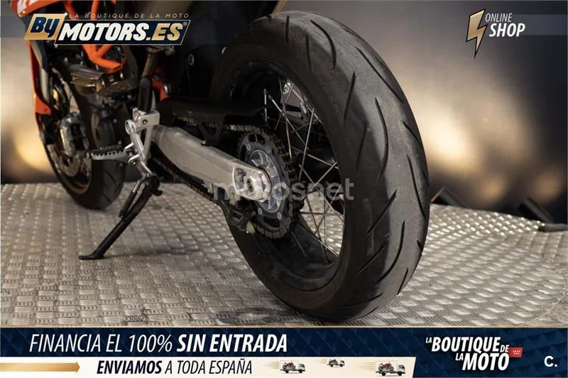KTM 690 SMC R – Vista 10