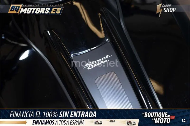 Harley-Davidson Street Glide – Vista 11