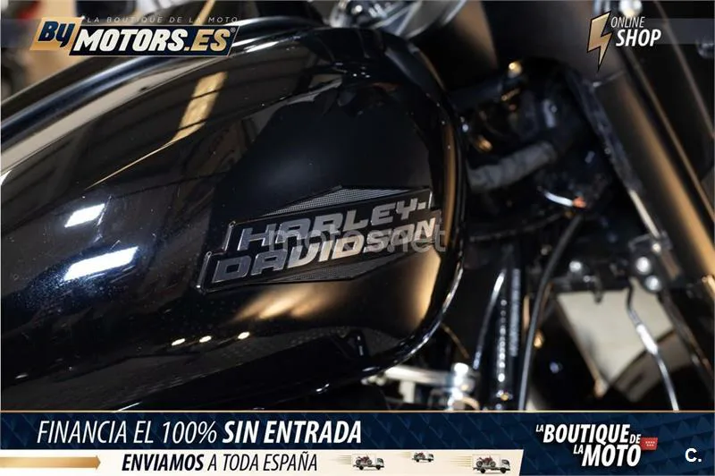 Harley-Davidson Street Glide – Vista 13