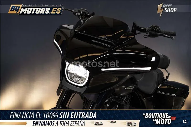 Harley-Davidson Street Glide – Vista 20