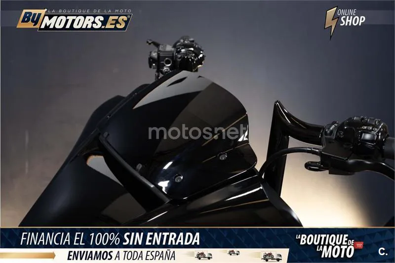 Harley-Davidson Street Glide – Vista 27