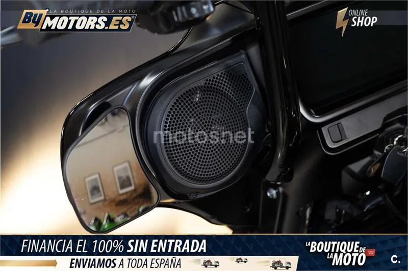 Harley-Davidson Street Glide – Vista 10