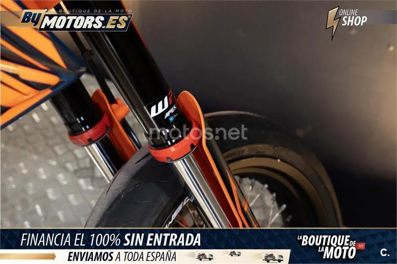KTM 690 SMC R – Vista 17