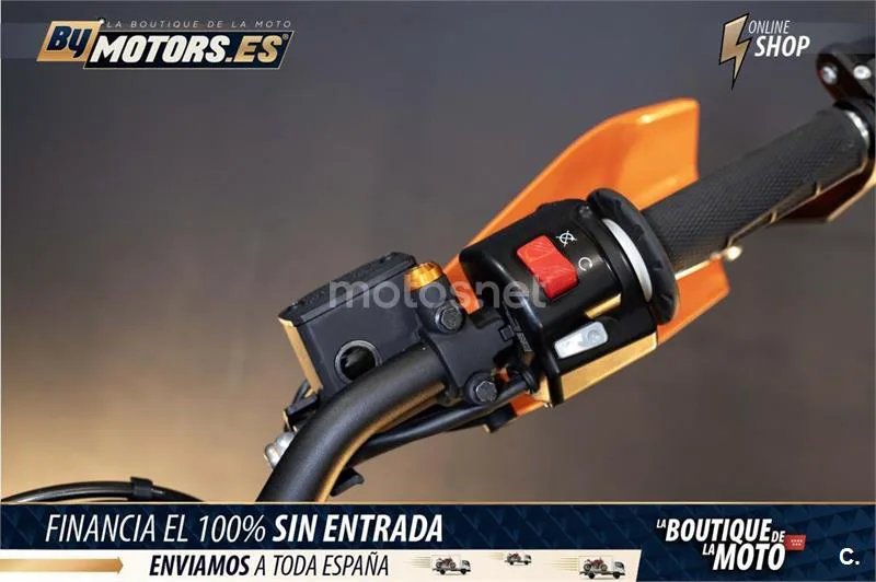 KTM 690 SMC R – Vista 10