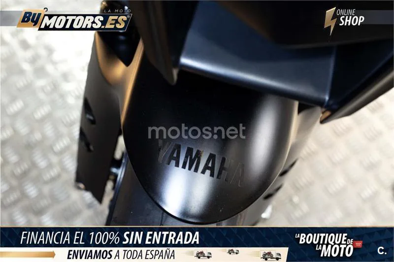 Yamaha R1 – Vista 19