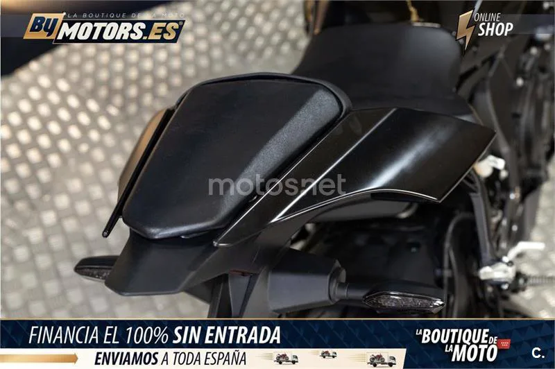 Yamaha R1 – Vista 24