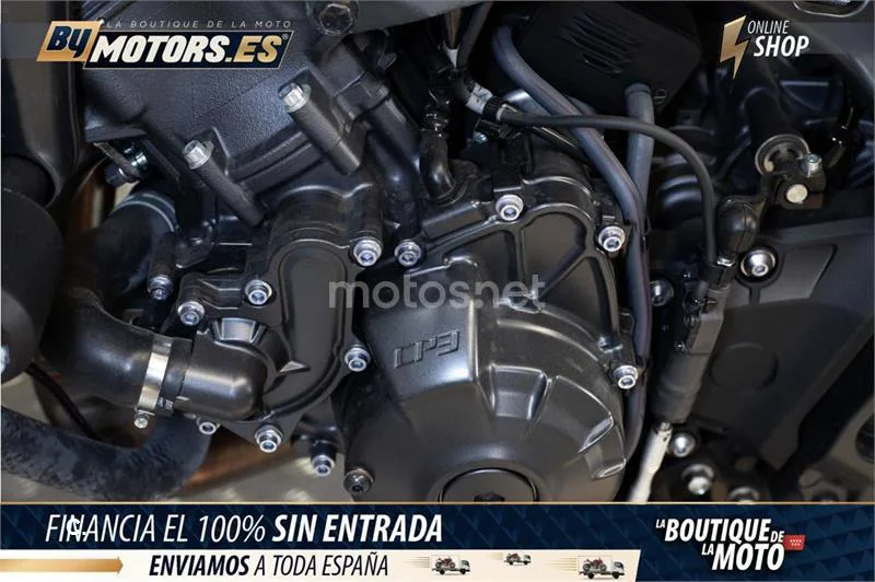 Yamaha MT-09 – Vista 14