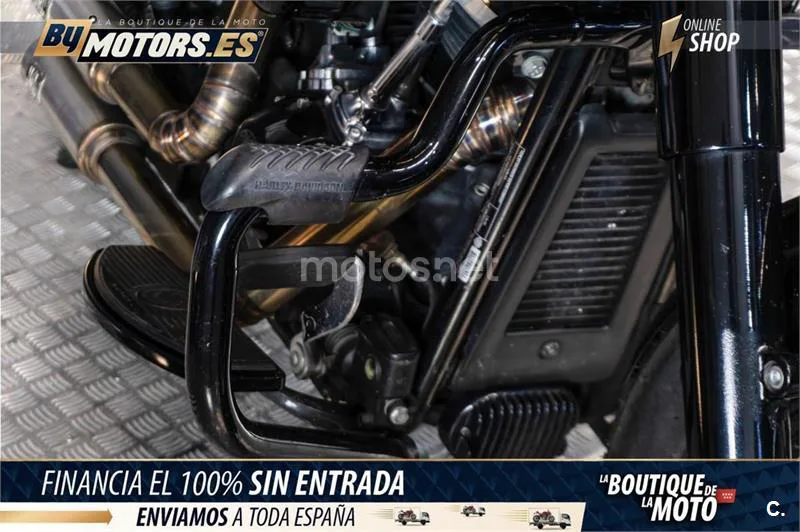 Harley-Davidson Softail Slim – Vista 18