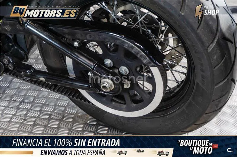 Harley-Davidson Softail Slim – Vista 23