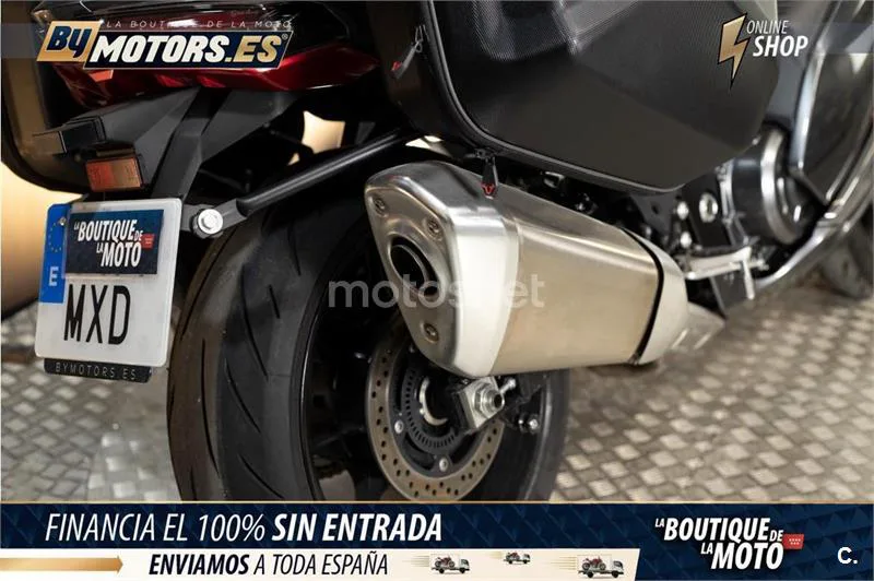 Suzuki Hayabusa – Vista 14