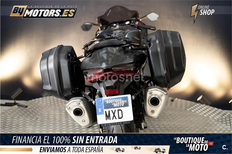 Suzuki Hayabusa – Vista 15