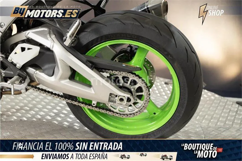 Kawasaki Ninja ZX-10R – Vista 14
