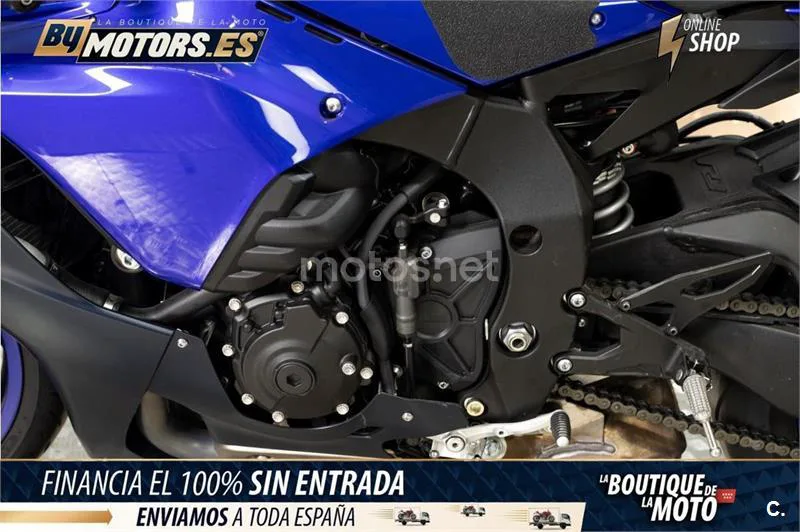 Yamaha R1 – Vista 14