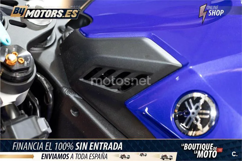 Yamaha R1 – Vista 19