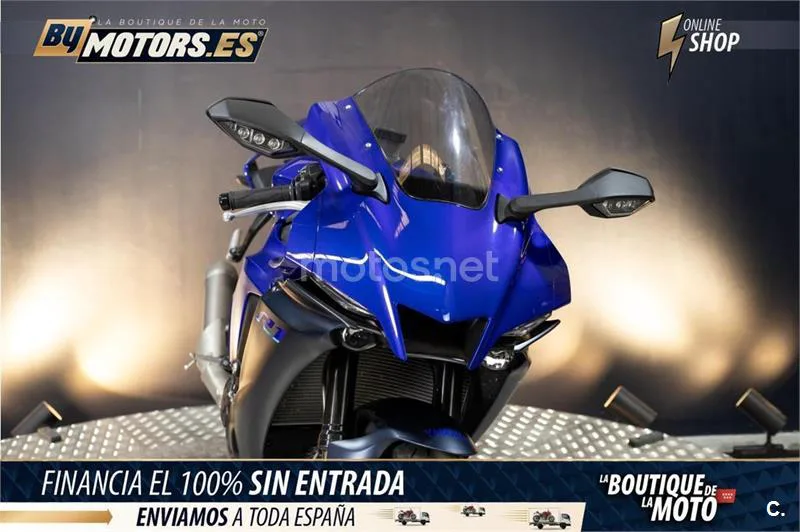 Yamaha R1 – Vista 24