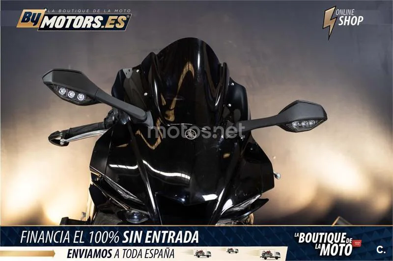 Yamaha R1 – Vista 20