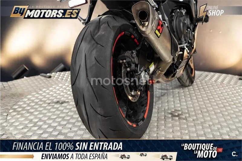 Yamaha R1 – Vista 24