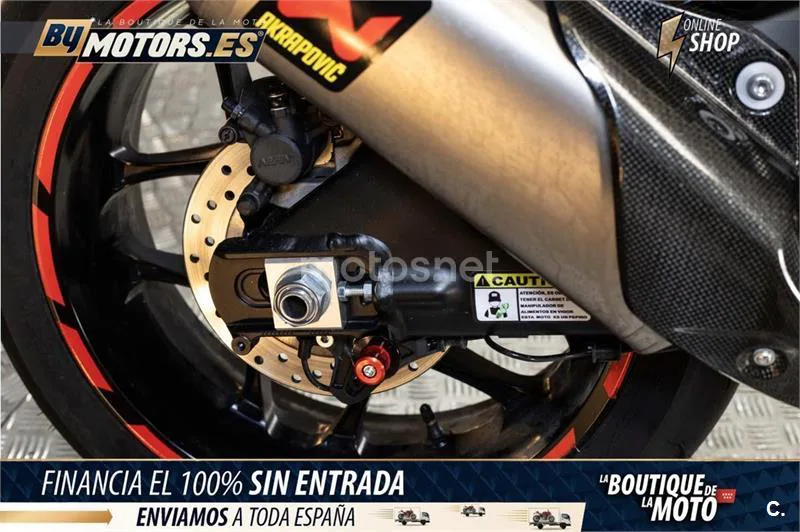 Yamaha R1 – Vista 26