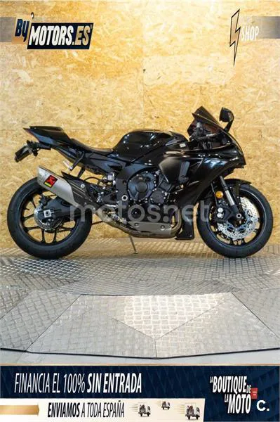 Yamaha R1 – Vista 34