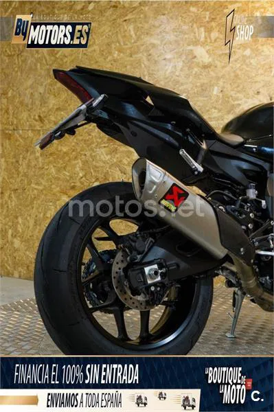 Yamaha R1 – Vista 41