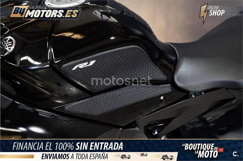 Yamaha R1 – Vista 9