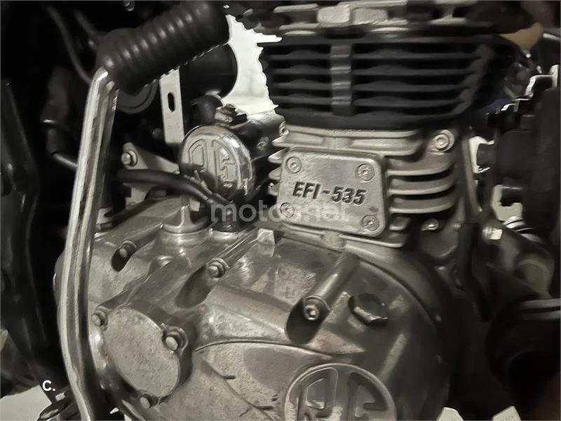 Royal Enfield Continental GT 535 – Vista 18