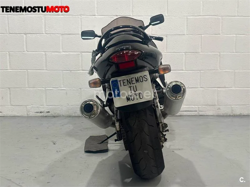 Suzuki Hayabusa – Vista 7